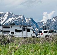 THE Montana HAPPY CAMPER!! WE DELIVER our like-new Keystone Passport!!!