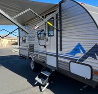 2022 Coachmen Catalina Summit 1/2 ton towable