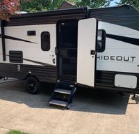 2021 Keystone RV Hideout - Great Condition!