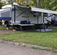 2018 Keystone Hybrid - Family and Pet Friendly!
