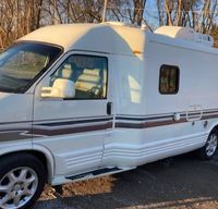 1998 Winnebago Rialta, a good classic. Comfortable interior,  nice to drive