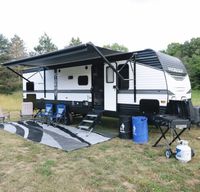 Fully Loaded New 2022 Keystone Hideout Sleeps 10