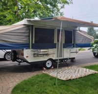 Cozy & Big 2007 lightweight Flagstaff Tent trailer