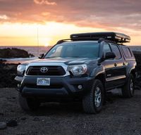 4x4 Toyota Tacoma - Perfect for Adventurous Couples