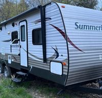 2015 Keystone RV Summerland