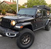 2023 Jeep Gladiator Overland Camping Rig Black - CVT Rooftop Tent