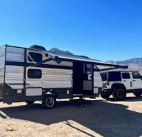 Adventure Awaits!! 2023 Riverside Retro 190BH sleeps 5