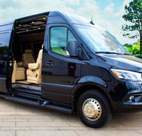 2023 Ultimate Toys Ultimate Coach