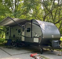 Coachmen Catalina Legacy, 2 Bedroom; Sleeps Up To 6