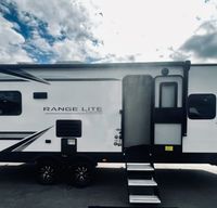 *NEW* 2022 Highland Ridge RV Range Lite 242RL