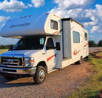 2015 Forest River Sunseeker, 3170DS Model