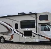 Thor FourWinds Best Layout - 2 Queens + Bunk Beds - Pet Friendly! Car Play
