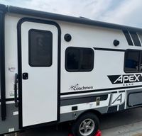 Power SUV Towable 2021 Forest River Apex Nano 15X Hybrid-**Free Park Pass**