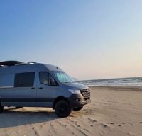 Mercedes-Benz Sprinter Van 4x4
