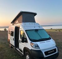 2022 Winnebago Solis w/ sofa and pop top