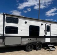 2024 Jayco Jay Flight 264BH (sleeps 8) Easy to tow and operate!