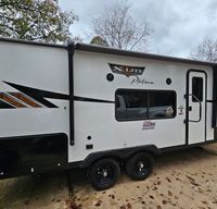 2023 Forest River Wildwood X-Lite Platinum