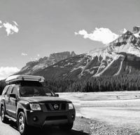 2007 Nissan Xterra with pop up tent