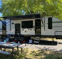 2021 Forest River Cherokee Black Label w/ bunkbed
