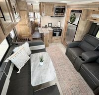 2021 Leprechaun Premier 260DS - NO prep or pet fees!  Loaded, clean, fun!