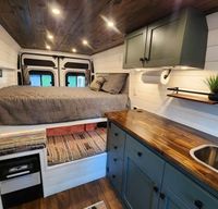 Campervan - Betty White - HAS AC! - Sleeper - ProMaster Dodge '14