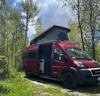 PJ’s 2022 Winnebago Solis 59P with rooftop AC