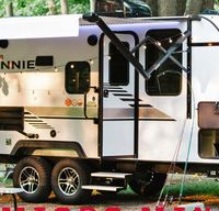 2021 MICRO MINNIE 2306BHS
