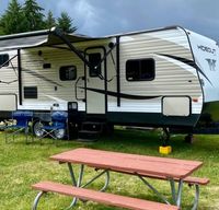 Glamping With Joy - 2018 Keystone Hideout with Bunkbeds