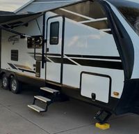 2020 Grand Design RV Rental in Sonoma Coun