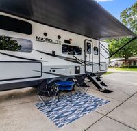 Spacious, Family Friendly, Double Bunk, Micro Lite 25 ft Camper [Sleeps 6]