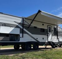 Cheerful 2024 Travel Trailer