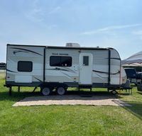 Family Fun-mobile! Sleeps 7 Lots of Amenities
