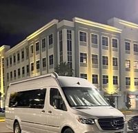 Tommy - Mercedes-Benz airstream