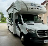 Rolling Retreat - 2023 Mercedes Thor Four Winds 24 LT