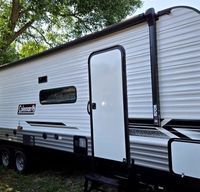 Bunkhouse Getaway -32ft- Sleeps 8 -Fully Equipped