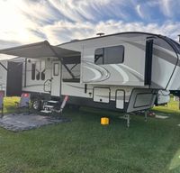 *Delivery only* 2017 Keystone Cougar
