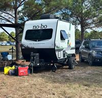 Central TX Escape Camper- Perfect For Couples & Singles + Off-Grid Camping
