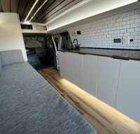 Charley – Custom High-Roof Ford E150 Conversion Van