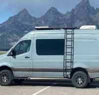 Mercedes 2500 144 4x4 Sprinter Camper Van