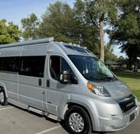 Luxury Zion Campervan | Cozy, Easy to Drive + WiFi Add-on