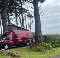 Clifford, the Big Red Van