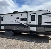 Jayco Jayflight sleeps 8