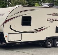 22" Tracer Air Travel Trailer