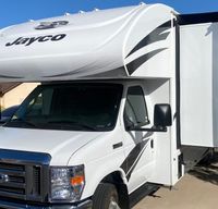 Spacious, Comfort & Fun 2022 Jayco Redhawk