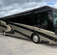 Gianna's 2021 Winnebago Forza 38W Diesel 2 Full Bathrooms