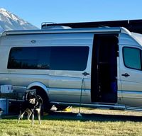 2017 Airstream Grand Tour Ext 4WD Excellent Condition