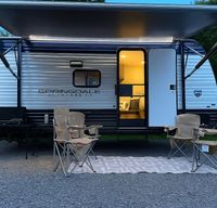 2025 Springdale - Beachy Camper w/Bunks, Pets Welcome