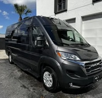 2024 Thor Dazzle Rear Bath