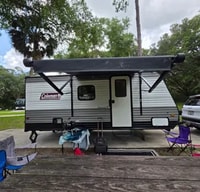 Cozy & Comfortable 2022 Coleman Lantern Travel Trailer