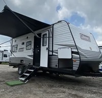 Scott & Sarah's 2022 Coleman Lantern LT 202RD Travel Trailer